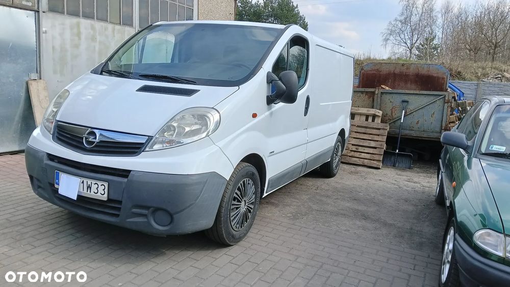 Opel Vivaro - 1