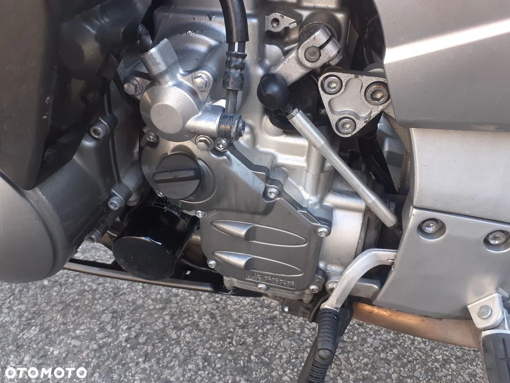 Yamaha FJR - 17
