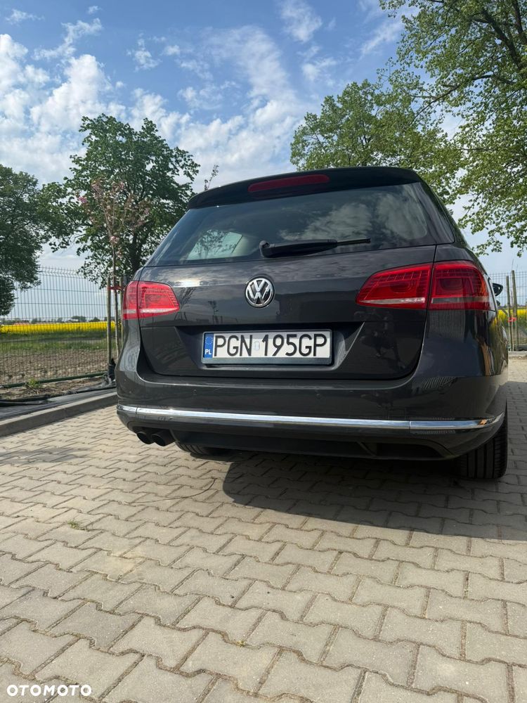 Volkswagen Passat 2.0 TDI Highline DSG - 20