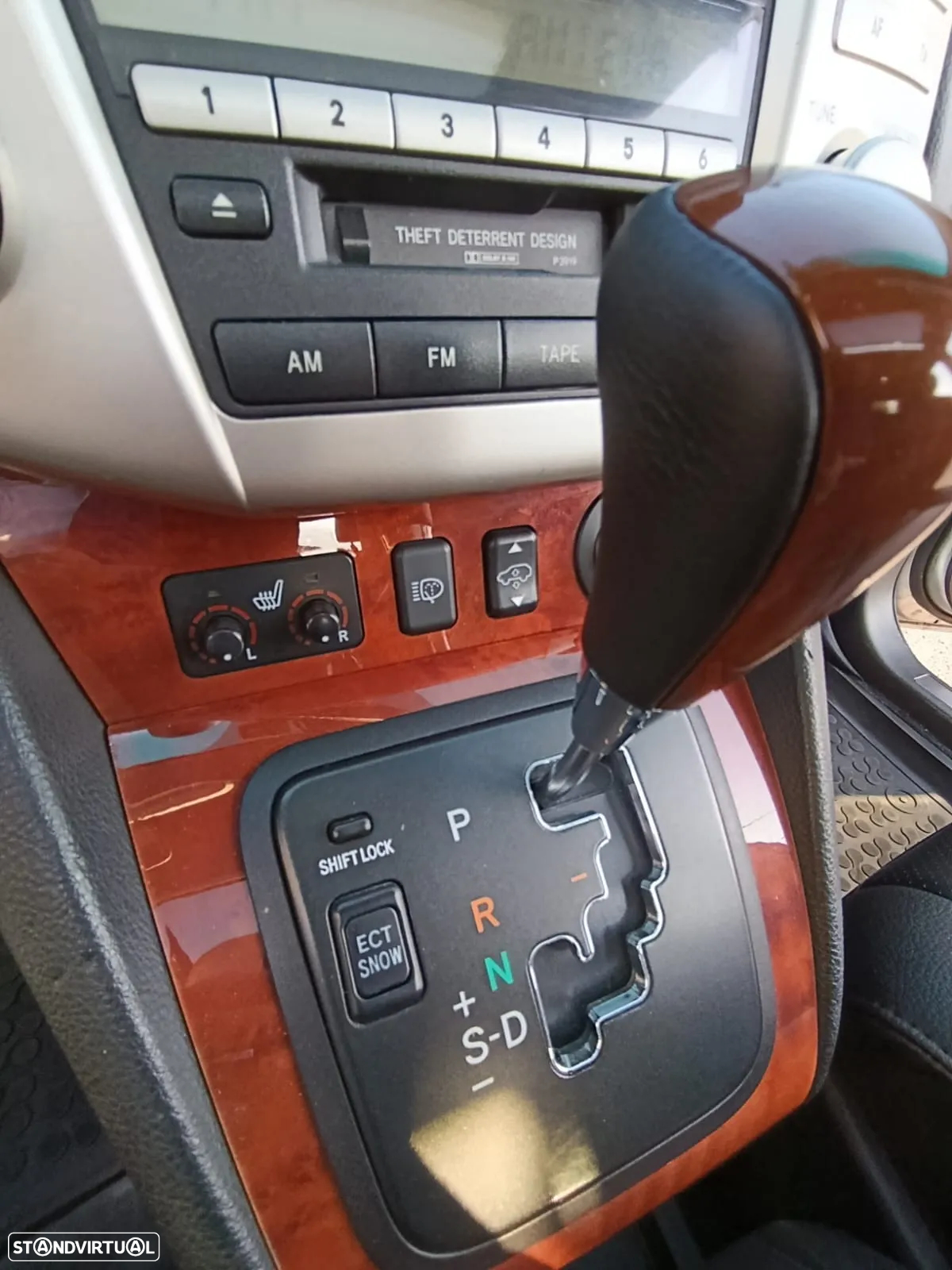 Lexus RX 300 Executive - 30
