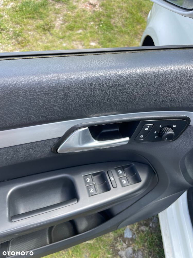 Volkswagen Touran 1.4 TSI DSG R-Line Edition - 10