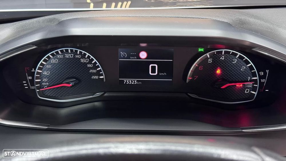 Peugeot 2008 1.2 PureTech Allure Pack - 26