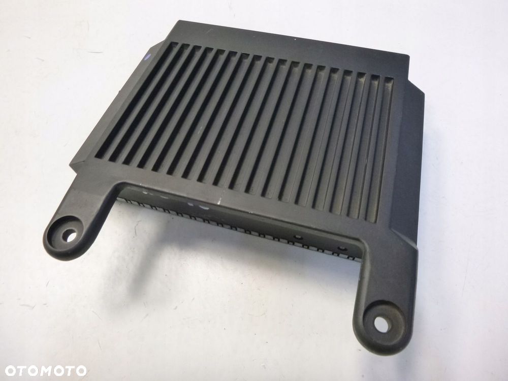 VOLVO XC70 III WZMACNIACZ RADIA AUDIO 31310010 - 3