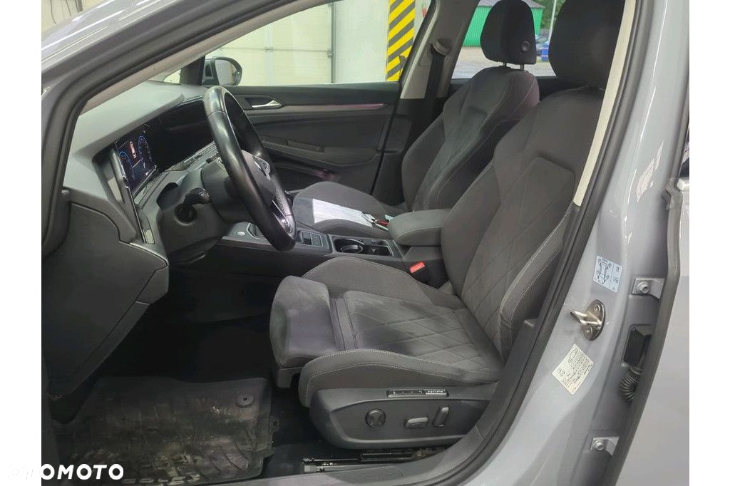 Volkswagen Golf - 5