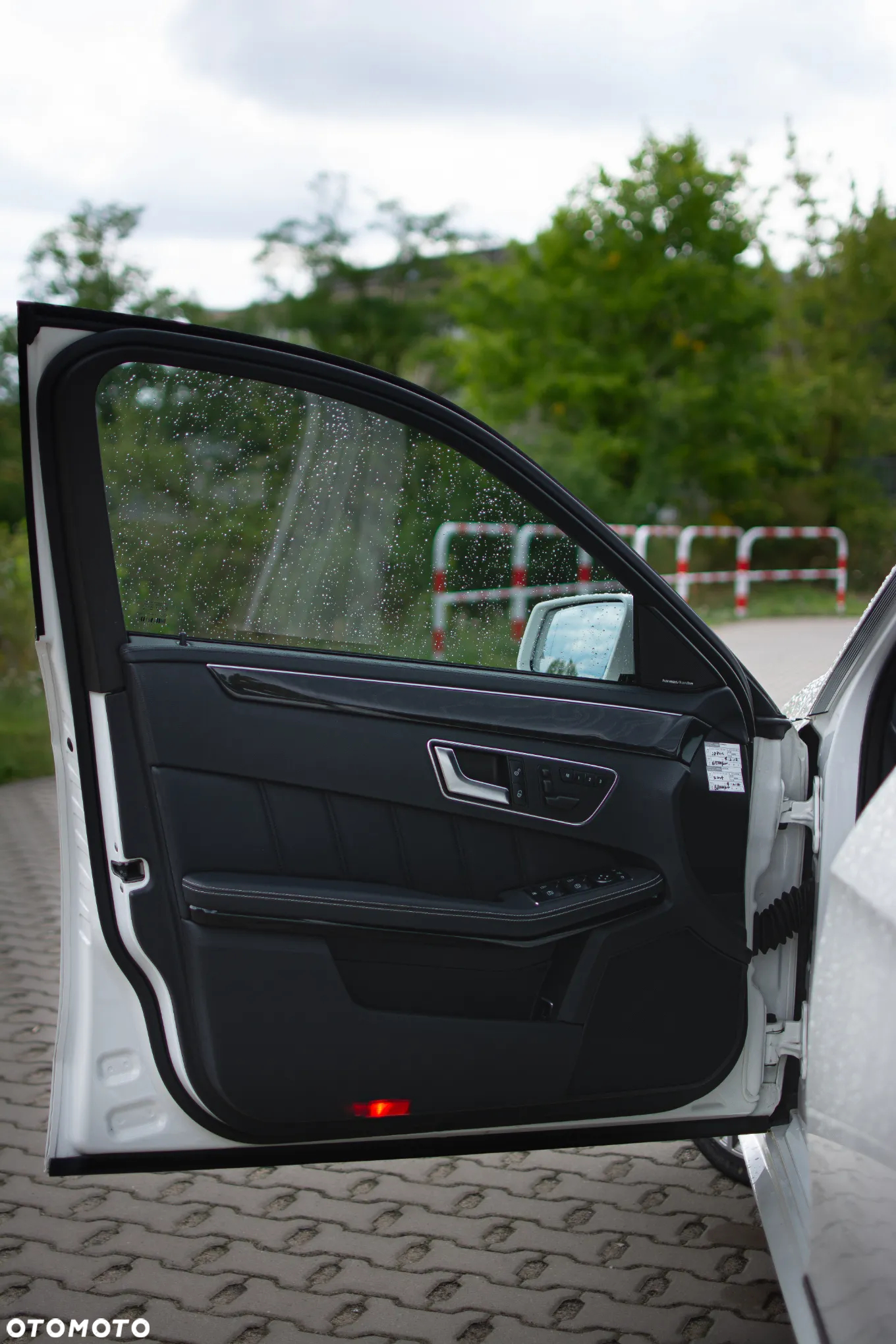Mercedes-Benz Klasa E 500 BlueEffICIENCY Avantgarde - 10