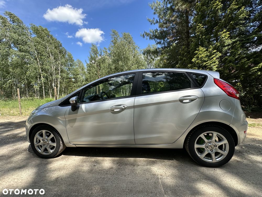 Ford Fiesta 1.25 Trend - 12