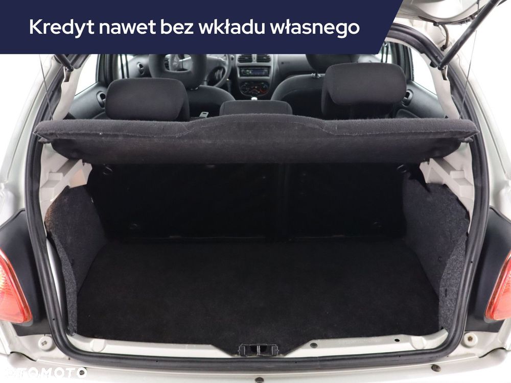 Peugeot 206 - 15