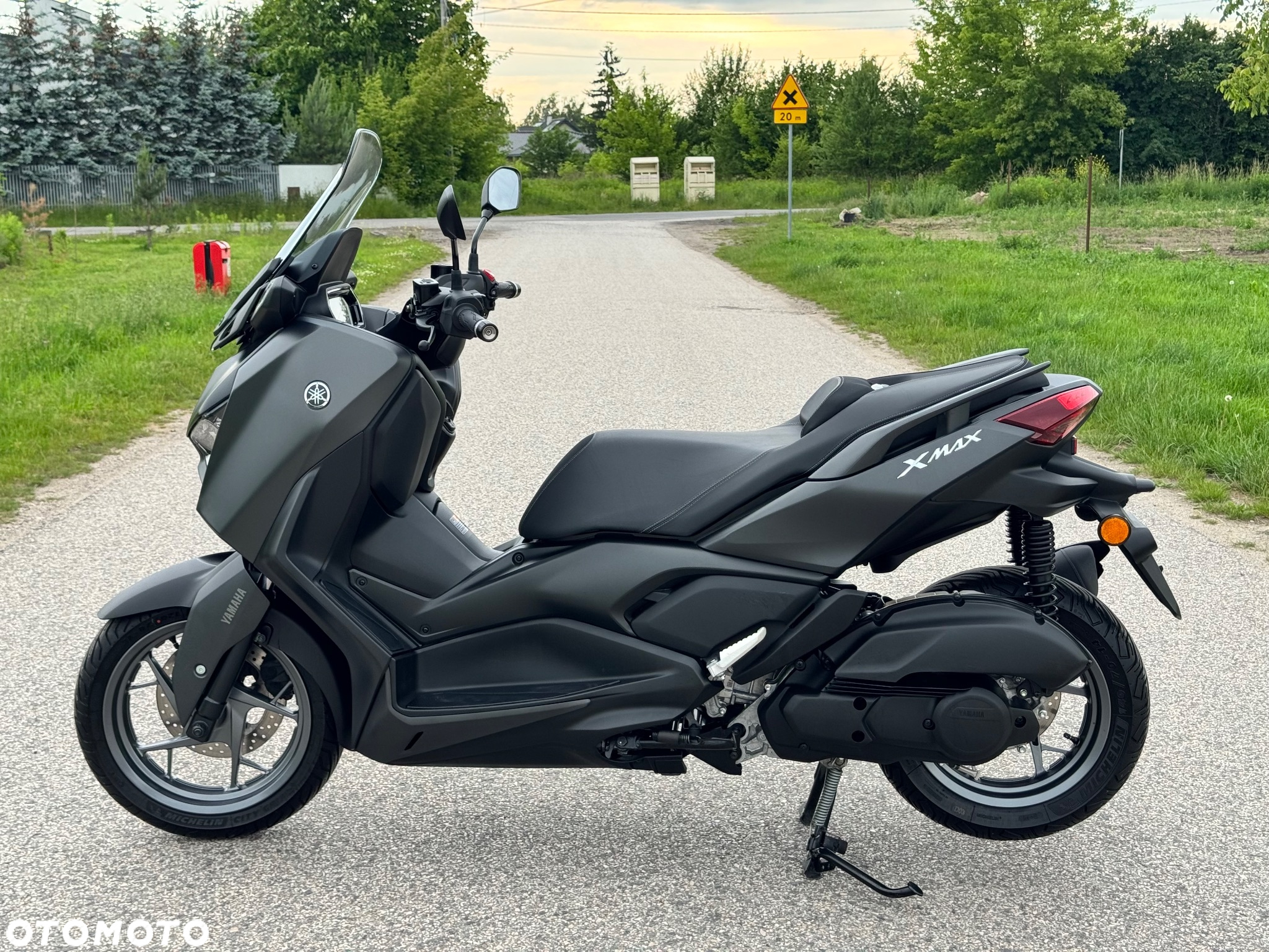 Yamaha X-max - 26