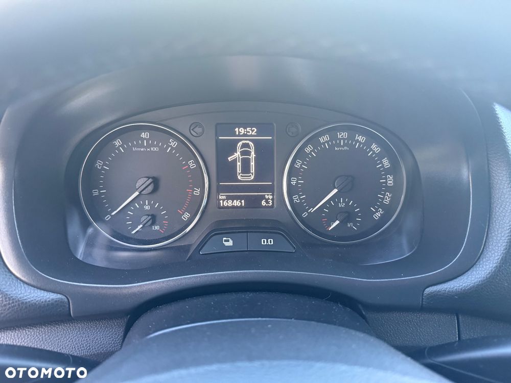 Skoda Roomster 1.4 MPI Fresh - 26