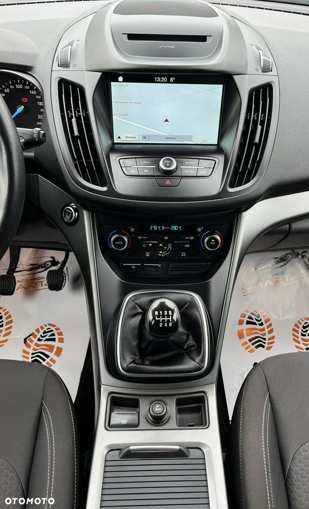 Ford Kuga 1.5 EcoBoost 2x4 Trend - 16