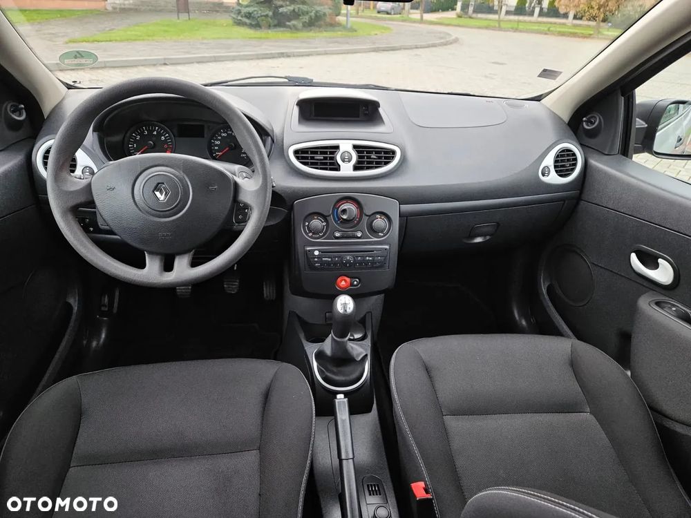Renault Clio 1.2 16V 75 Yahoo - 20