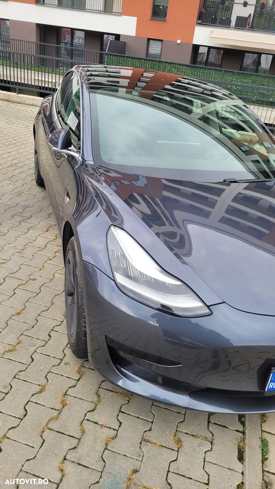 Tesla Model 3 Standard Reichweite Plus Hinterradantrieb - 9