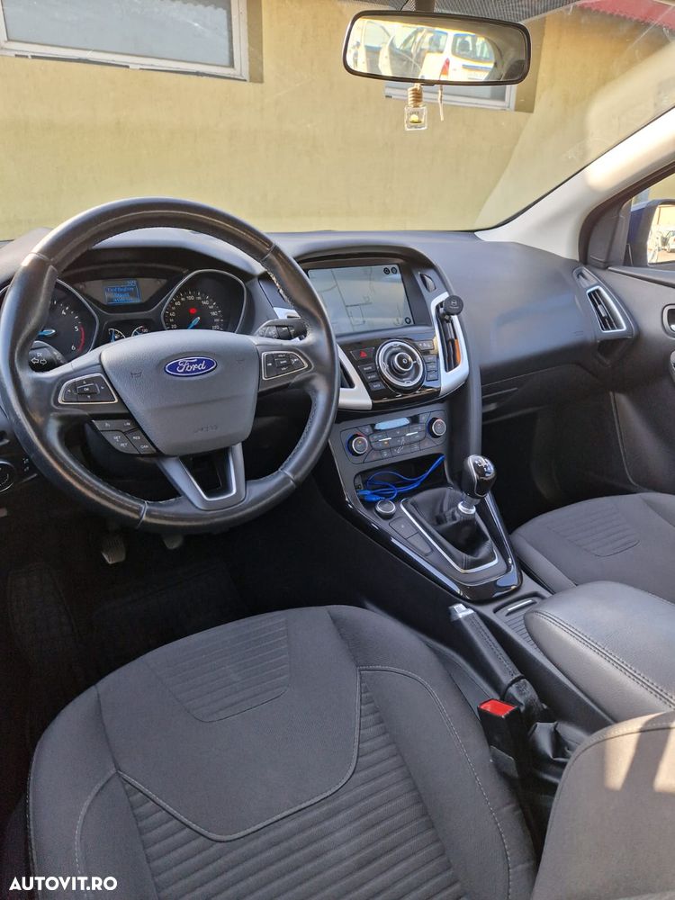 Ford Focus 1.5 TDCi Trend - 11