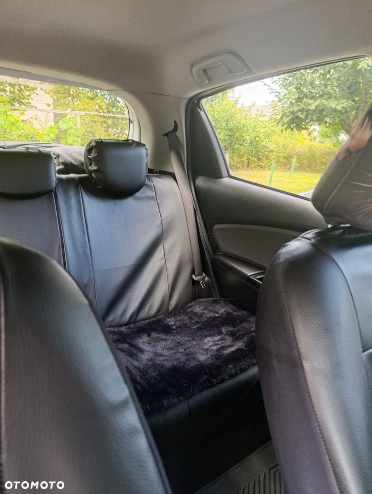 Toyota Yaris - 6