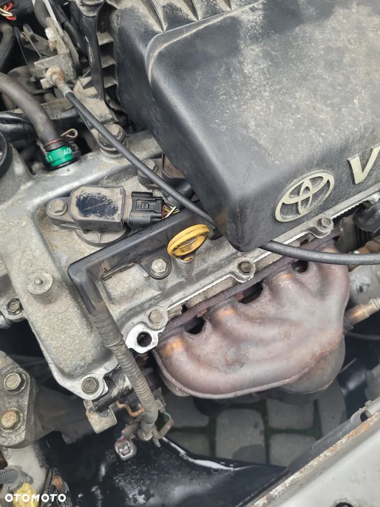 Toyota Yaris 1.0 Base - 12