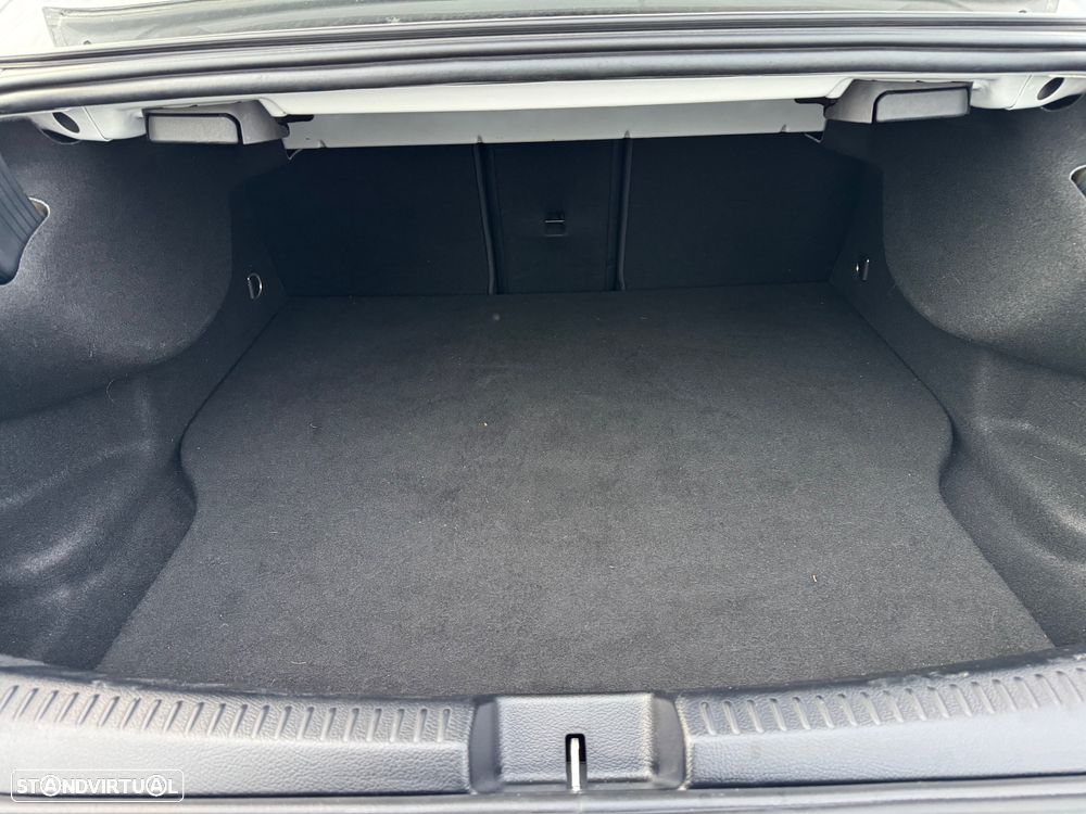 Mercedes-Benz CLA 250 e 8G-DCT Edition AMG Line - 30