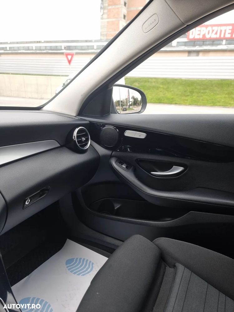 Mercedes-Benz C 200 d T 9G-TRONIC Avantgarde - 18