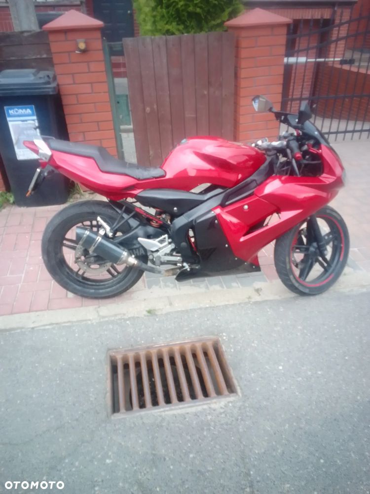 Yamaha TZR - 1