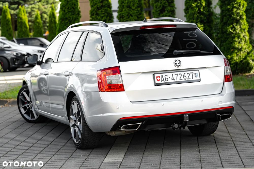 Skoda Octavia 2.0 TDI DSG RS - 12