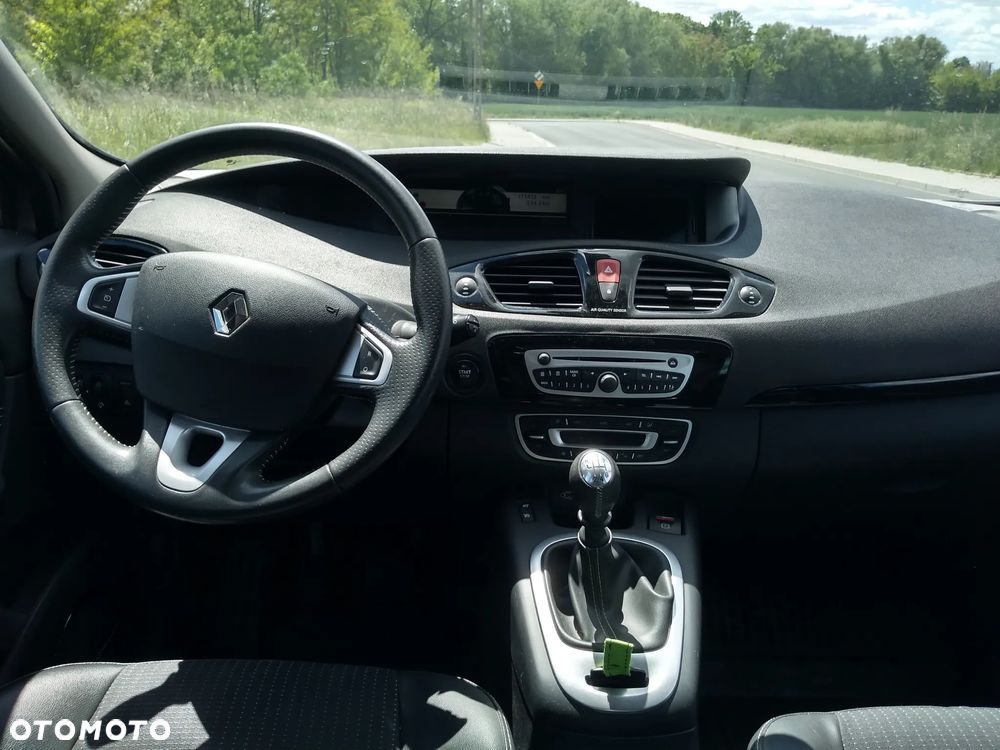 Renault Grand Scenic Gr 1.4 16V TCE Bose Edition - 13