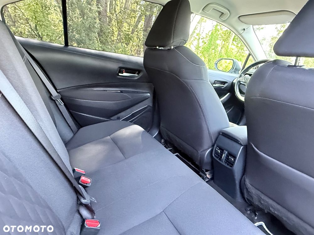 Toyota Corolla 1.8 Hybrid Comfort - 24