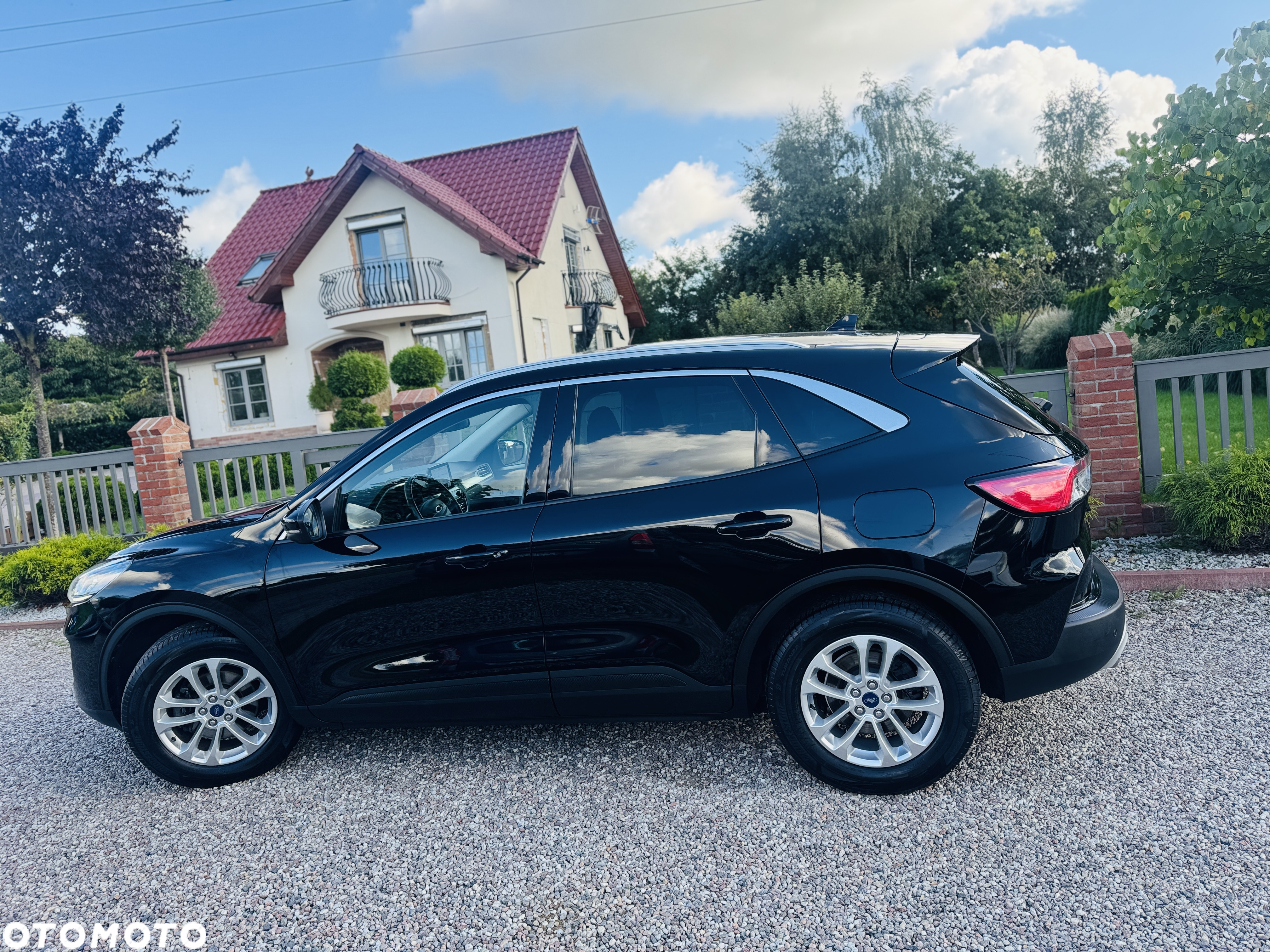 Ford Kuga 1.5 EcoBlue FWD Titanium - 23