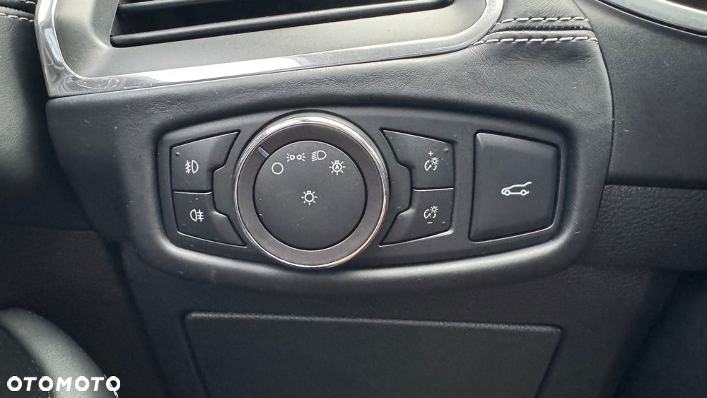 Ford S-Max 2.0 TDCi Vignale - 32