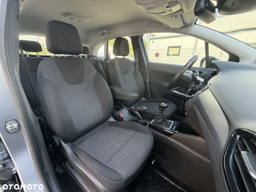 Opel Crossland X - 10