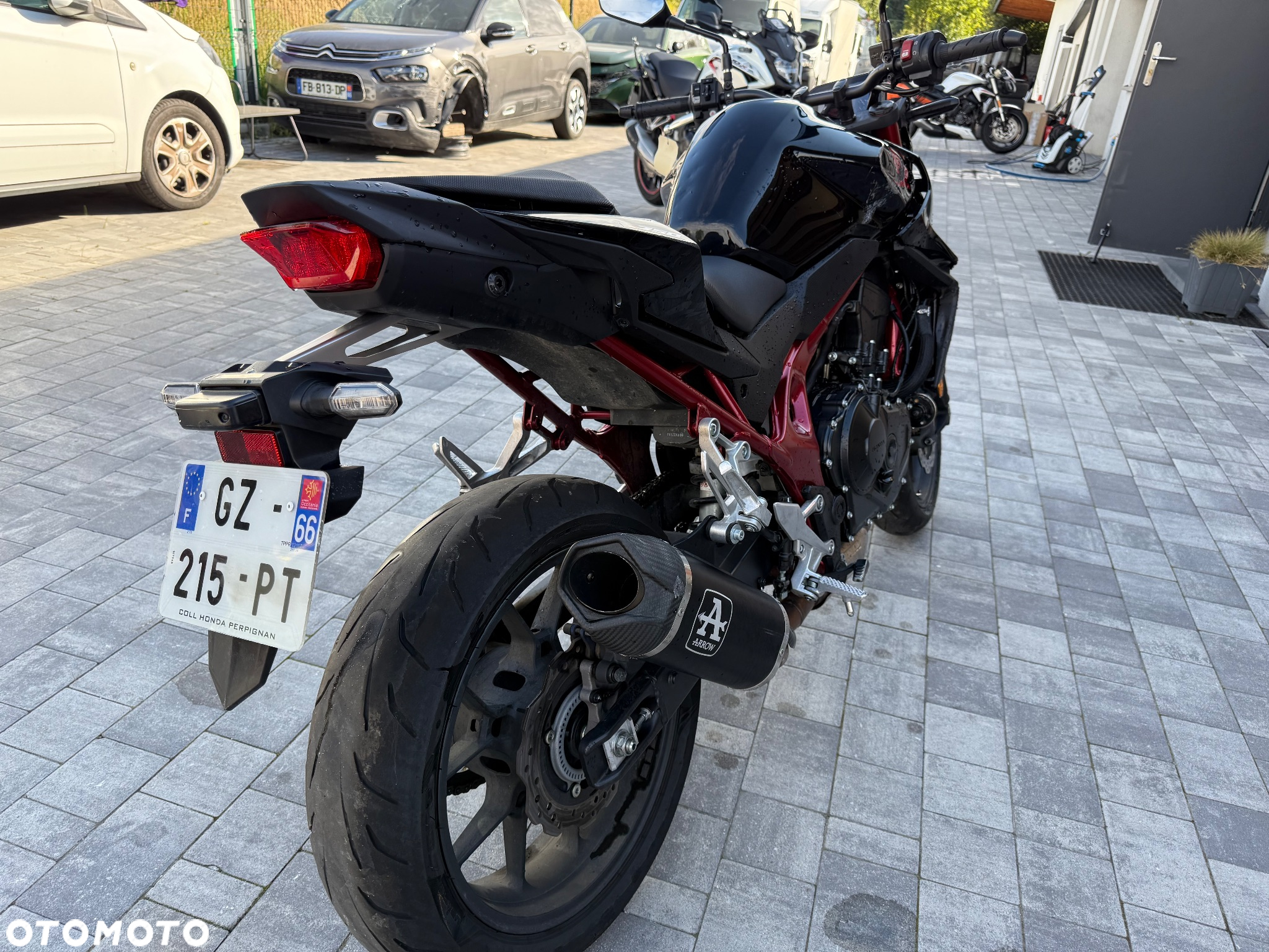 Honda Hornet - 12