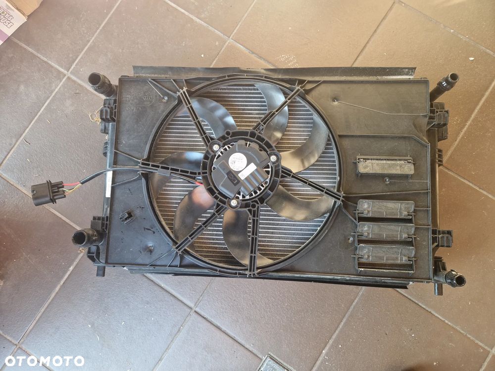 VW Passat B8 Arteon Superb III 2,0tdi chłodnice wentylator komplet - 1