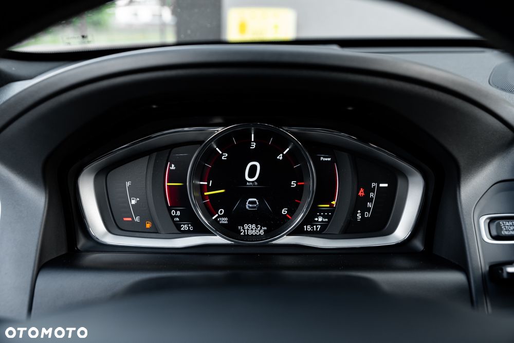 Volvo XC 60 D4 AWD Geartronic Summum - 29