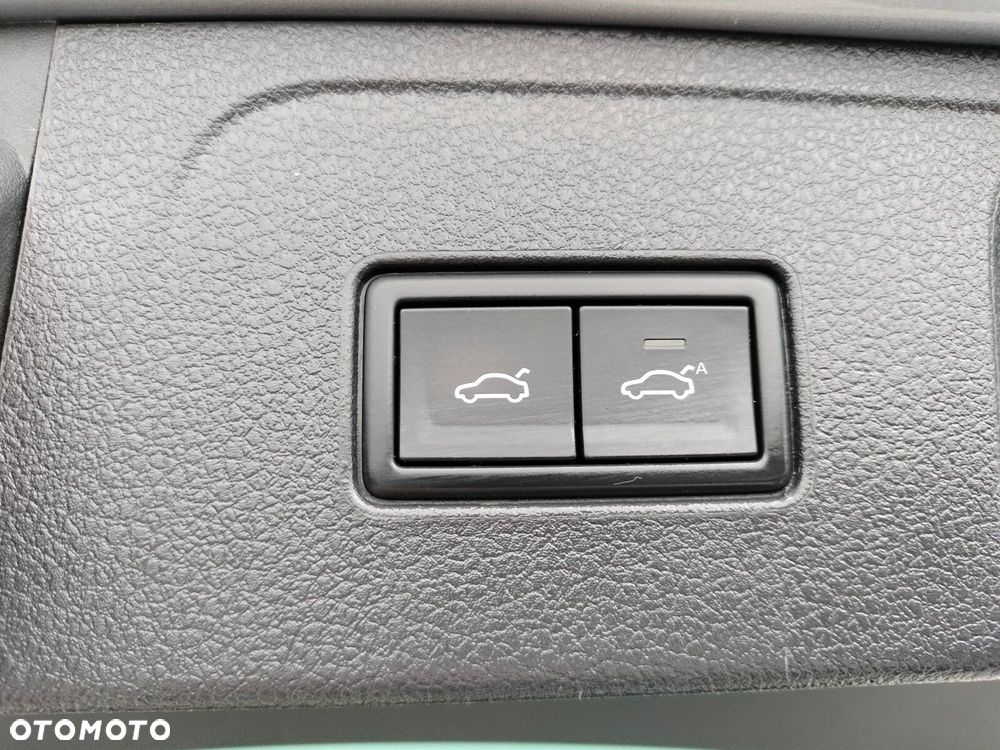 Volkswagen Passat 2.0 TSI 4Mot Elegance DSG - 13