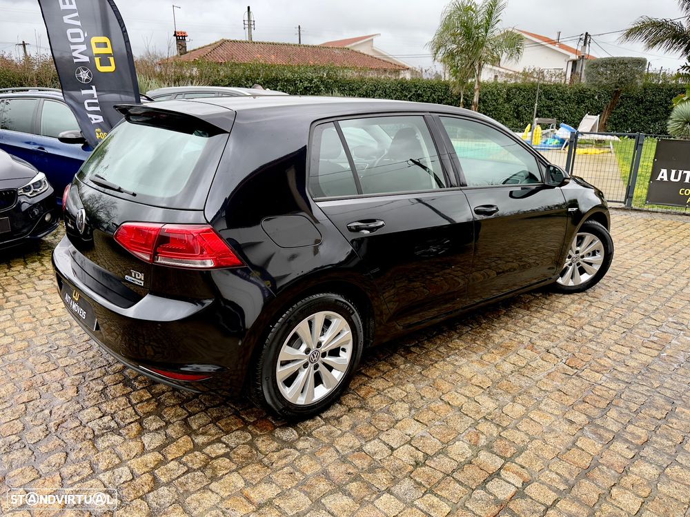 VW Golf 1.6 TDi BlueMotion Trendline - 17