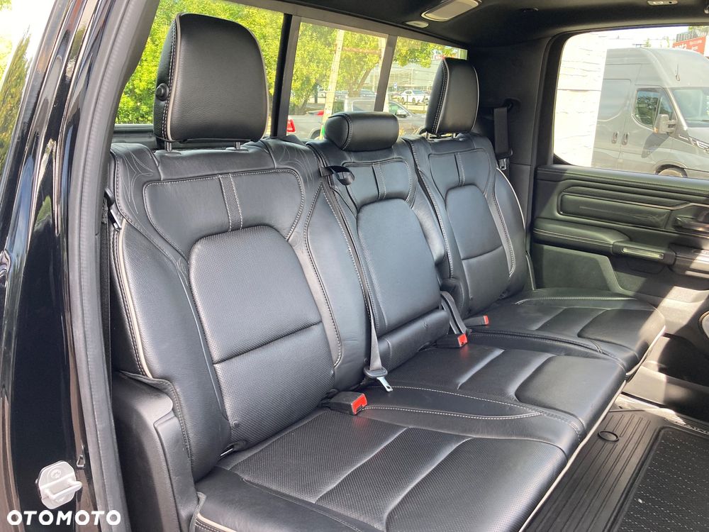 Dodge RAM 1500 5.7 4x4 - 25