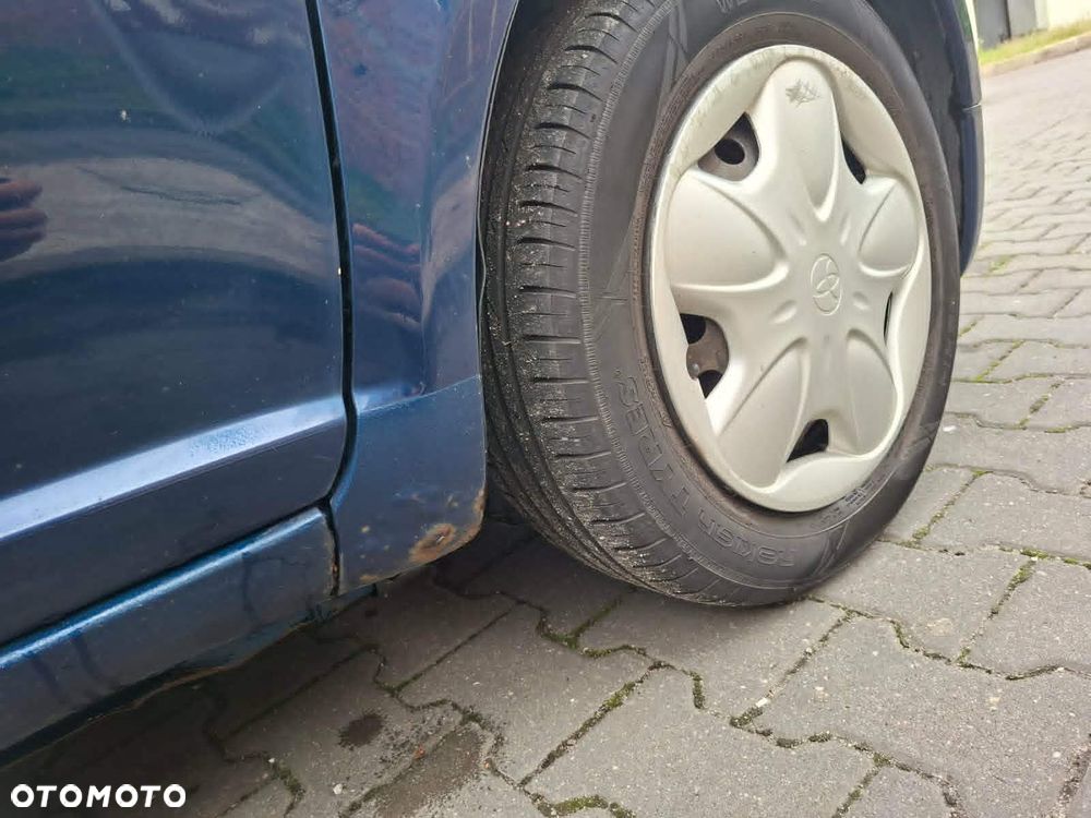 Toyota Yaris - 13