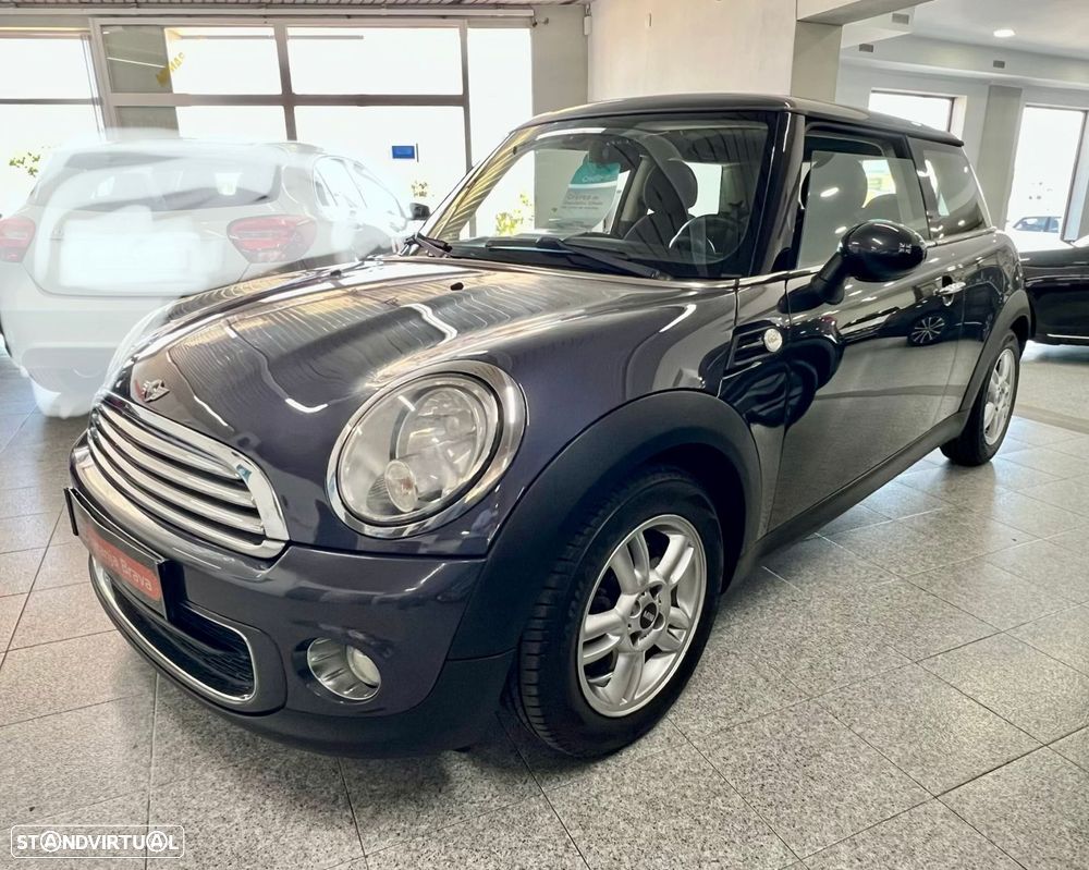 MINI 3 Portas One D - 1