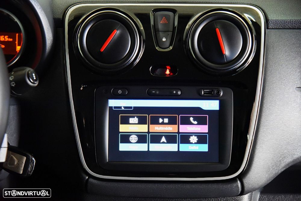 Dacia Lodgy 1.5 Blue dCi Stepway 7L - 17