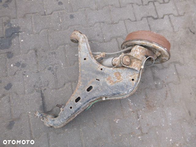 WAHACZ LEWY TYŁ LEWY TYLNY VOLKSWAGEN T4 - 16