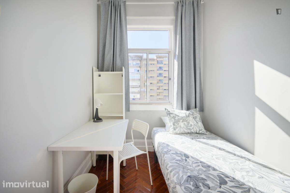 Quarto - localizado em Saldanha Lisbon - Grande imagem: 4/44