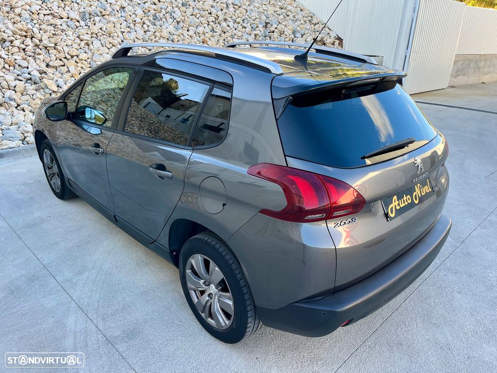 Peugeot 2008 1.2 PureTech Style - 16