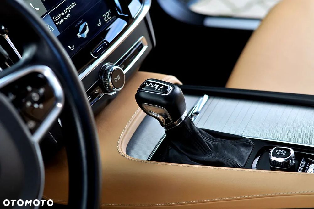Volvo V90 D4 Geartronic Inscription - 32