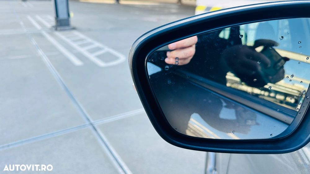 Ford Kuga 2.5 Duratec FHEV ST-LINE X - 12