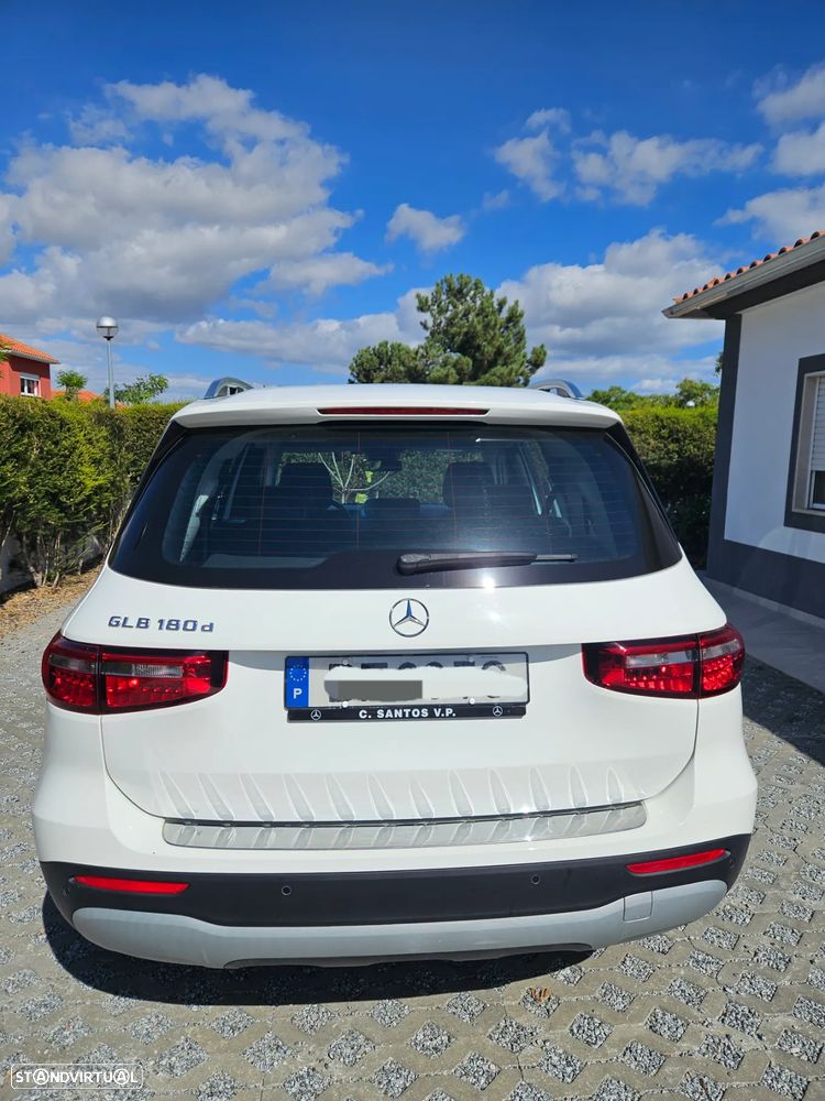 Mercedes-Benz GLB 180 d - 1