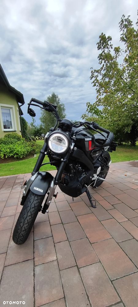 Yamaha XSR - 2