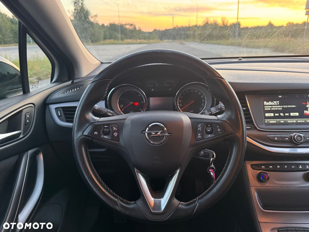 Opel Astra 1.6 CDTI Active - 26