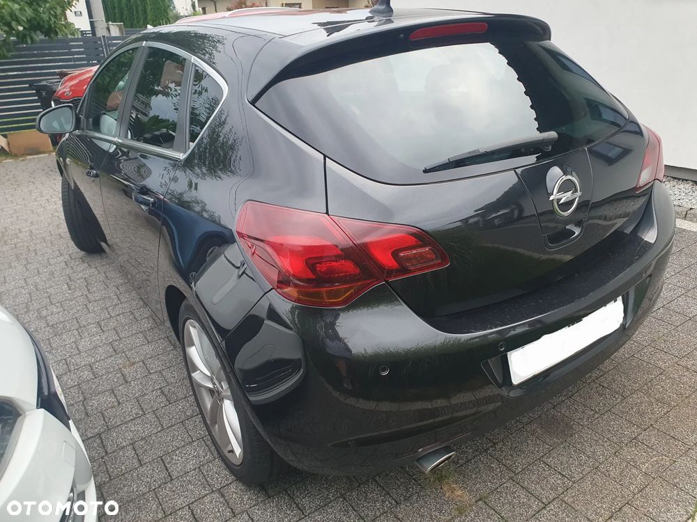 Opel Astra 1.4 T Cosmo - 7