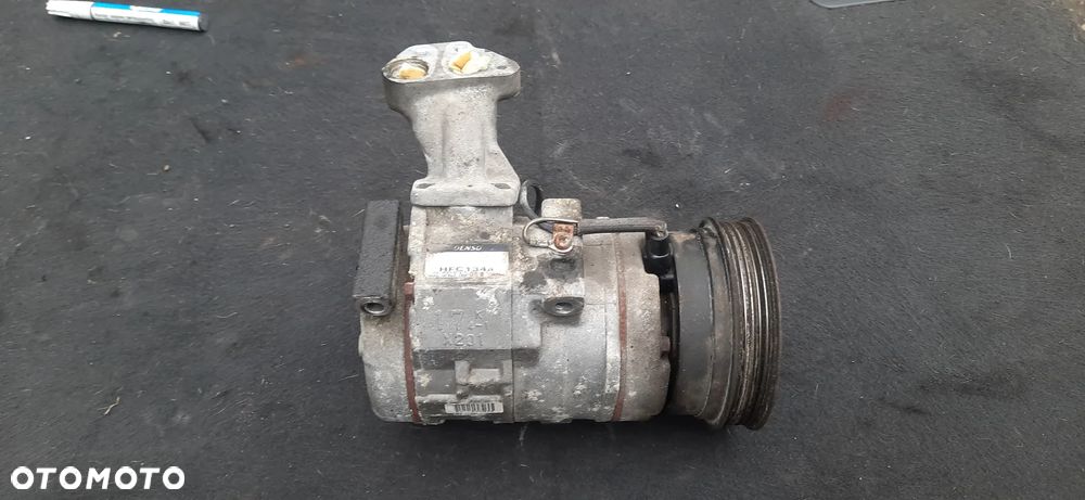 Kompresor klimatyzacji Sprężarka Toyota Corolla Avensis Avensis verso Rav 2.0 d4d 447220-4232 10s17c 247300-0700 - 1