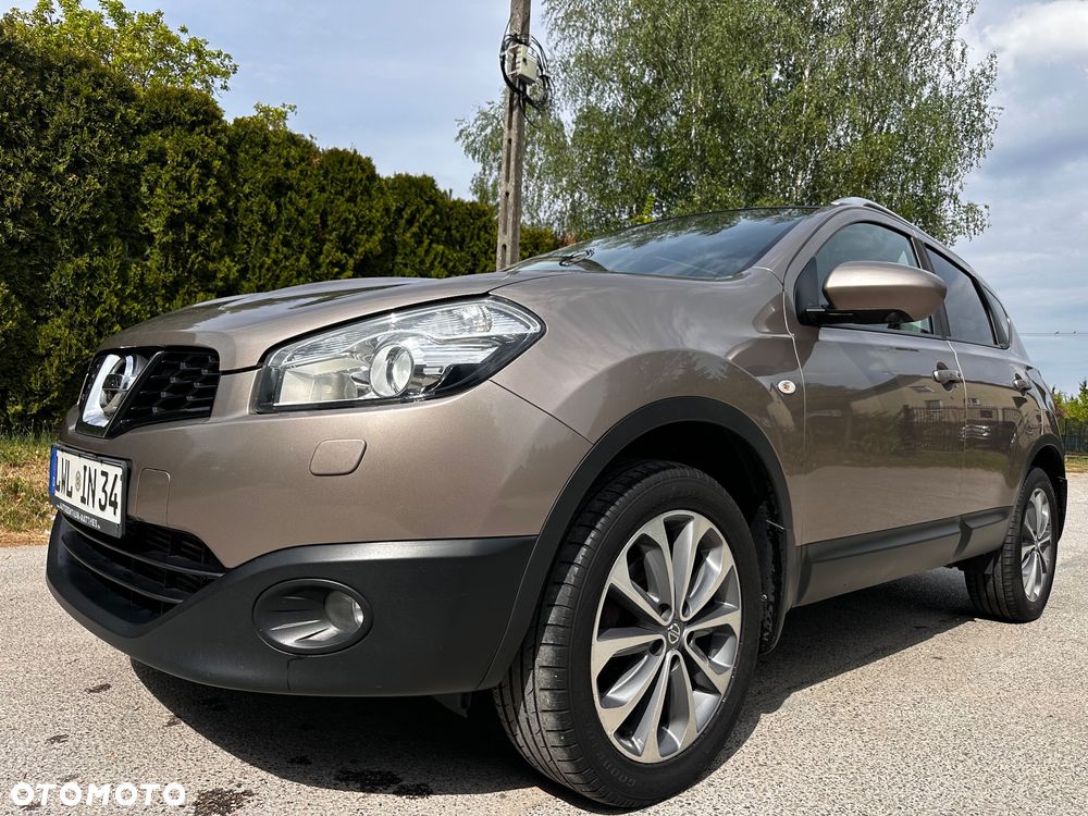 Nissan Qashqai 1.6 dCi 4 x 4 DPF Start/Stop tekna - 11