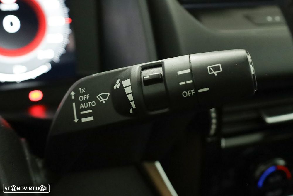 Nissan Qashqai 1.3 DIG-T N-Connecta LED - 18