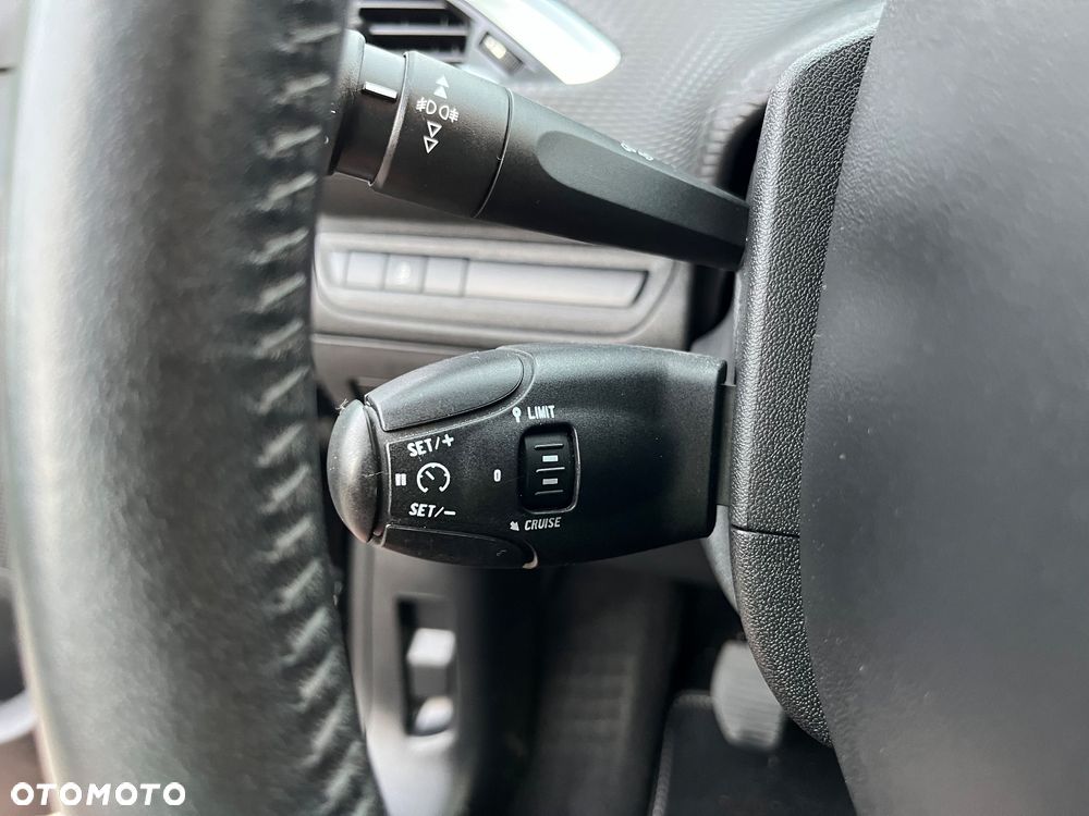 Peugeot 2008 PureTech 82 Active - 26